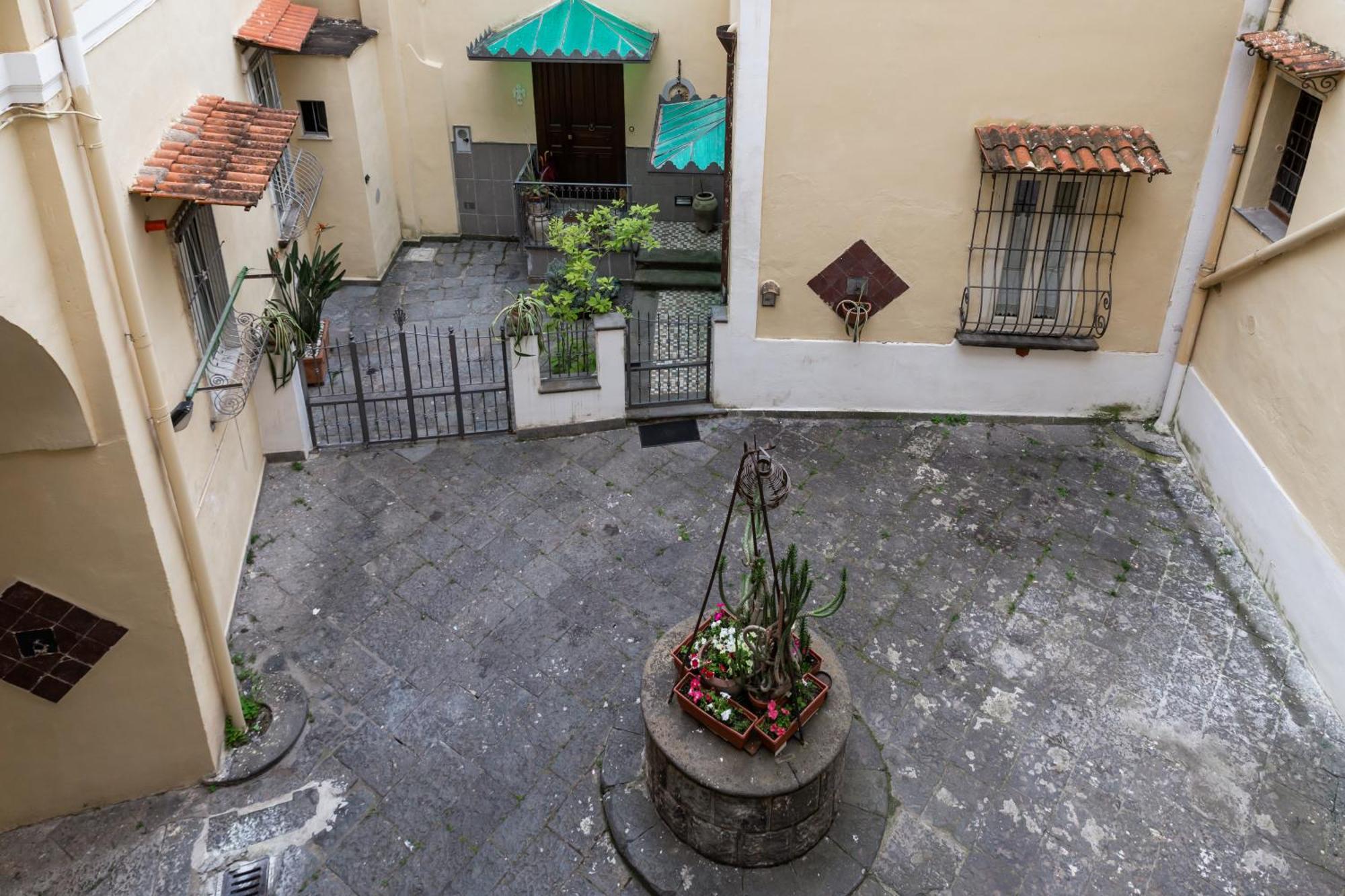 Vesuvio Plaza Room Отавиано Екстериор снимка