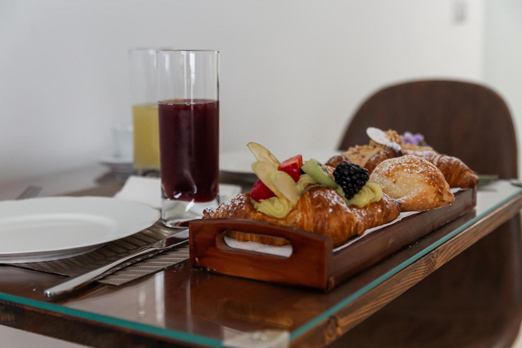 Vesuvio Plaza Room Отавиано Екстериор снимка