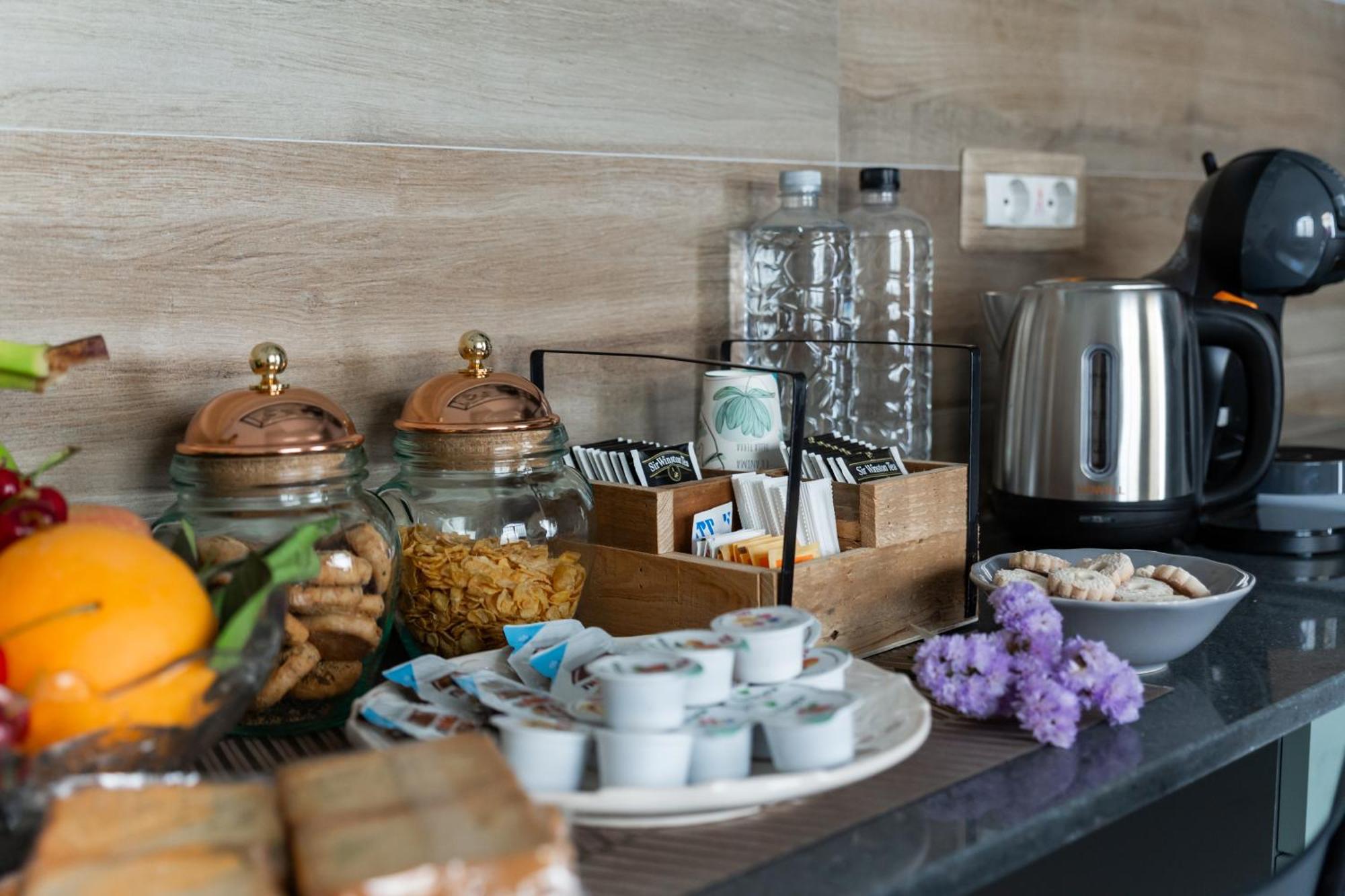 Vesuvio Plaza Room Отавиано Екстериор снимка